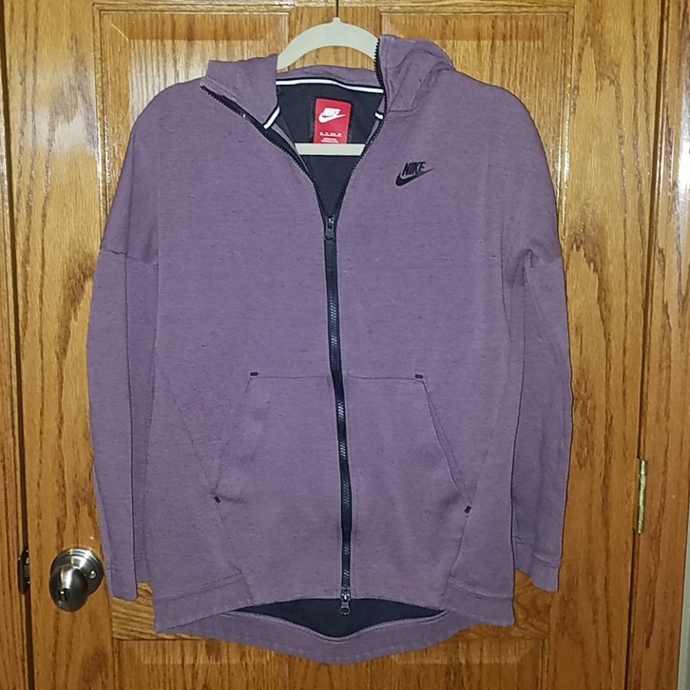 Nike sweatshirt